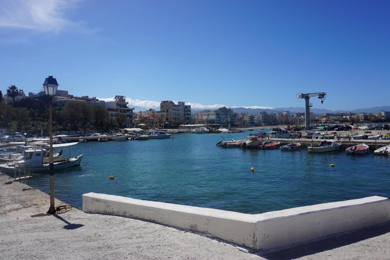 Seas The View Apartment Chania  Exterior photo