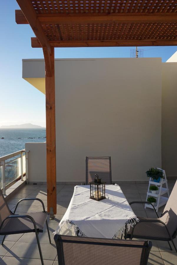 Seas The View Apartment Chania  Exterior photo